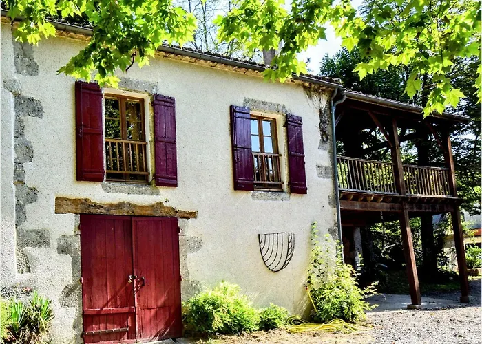 Holiday home Le Nid - Maison Dans Les Bois Avec Cheminee Et Vue *